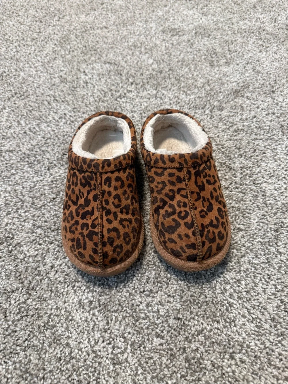 Girl’s Slip-On Shoes